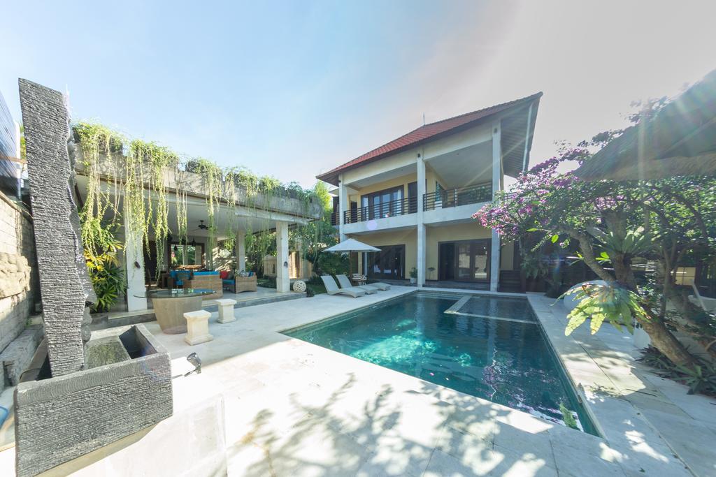 Villa Simone Унгасан Экстерьер фото